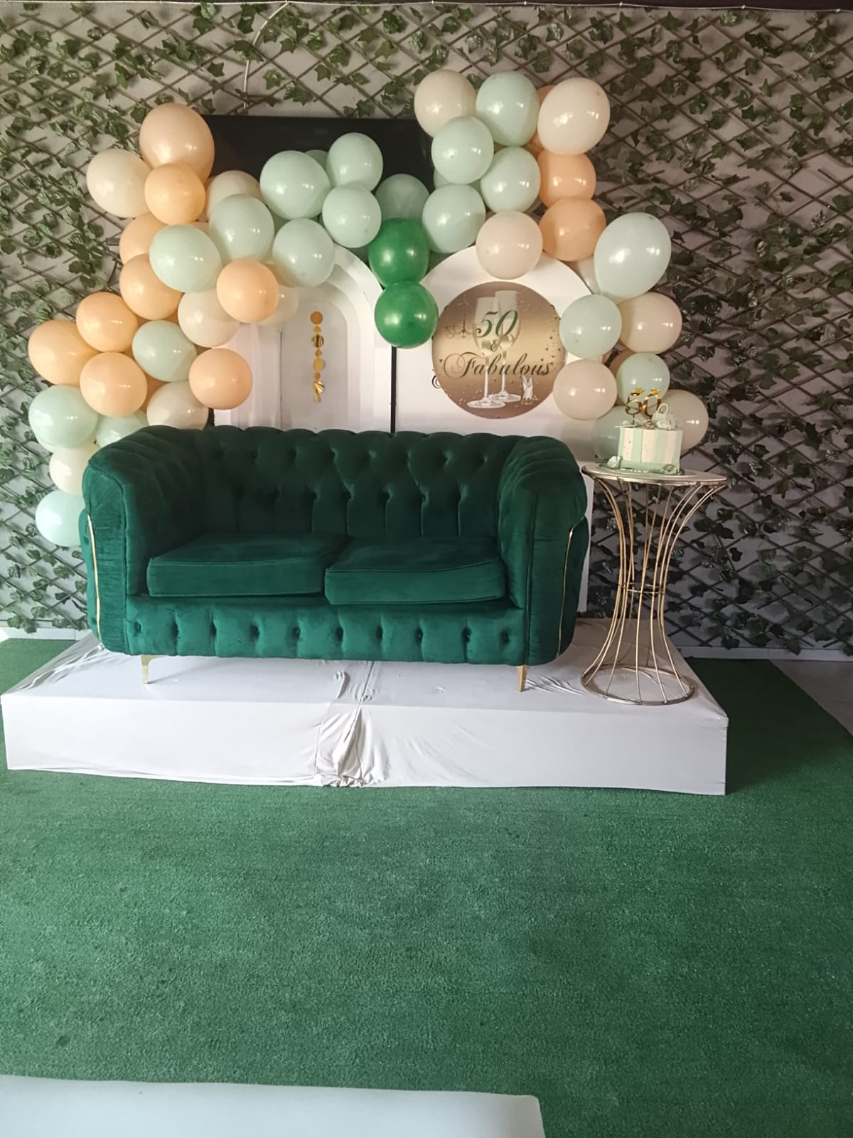 Lounge setup with balloons – luxury event styling