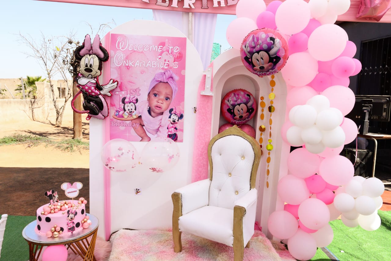 Pink themed luxury event decoration